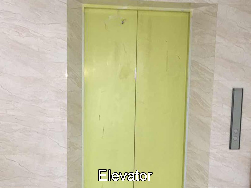 エレベーター写真